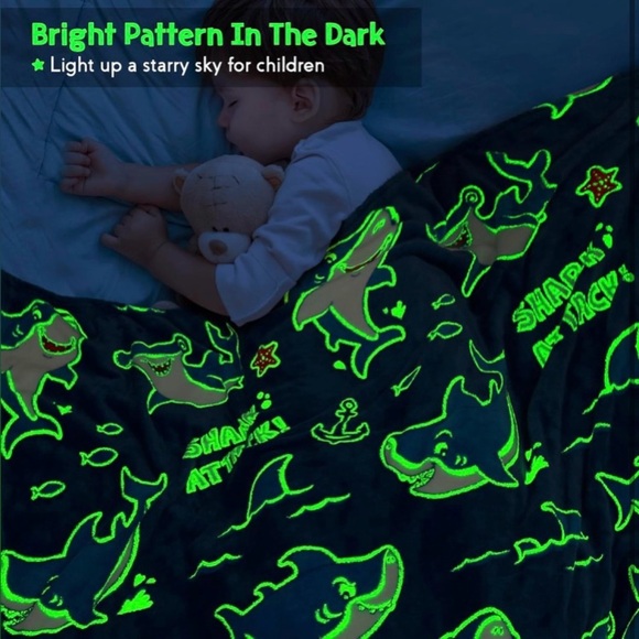 Jekeno Shark Glow in The Dark Blanket,  Throw Blue 50"x60" - Picture 3 of 6